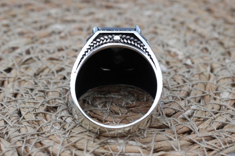 Onyx Silver ring-Men Edition