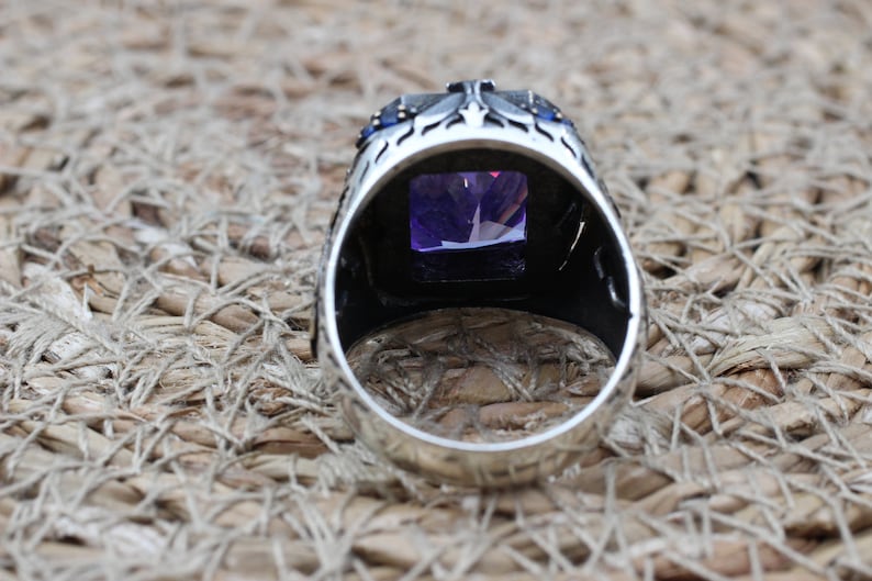 Amethyst Silver ring-Violet Mist