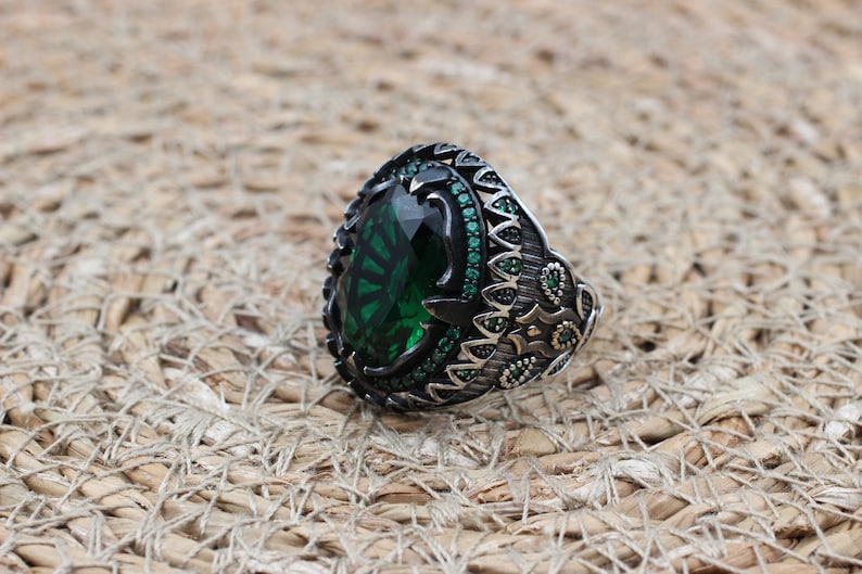 Emerald Silver ring-Green Forest