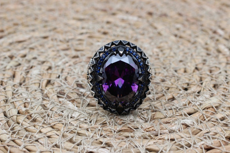 Amethyst Silver ring-Violet Bloom