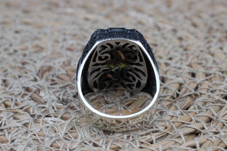 Peridot  Silver ring for Men-Healer