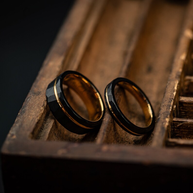 Soulmates Yellow Gold Couple Rings